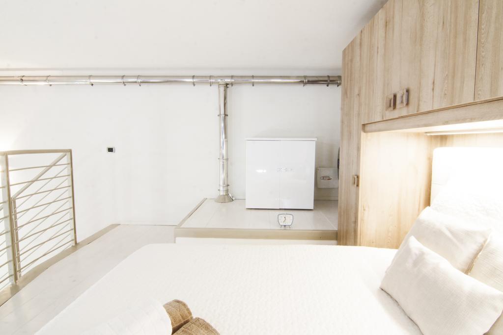 Alessia'S Flat - Mac Mahon Apartment Milan Bagian luar foto